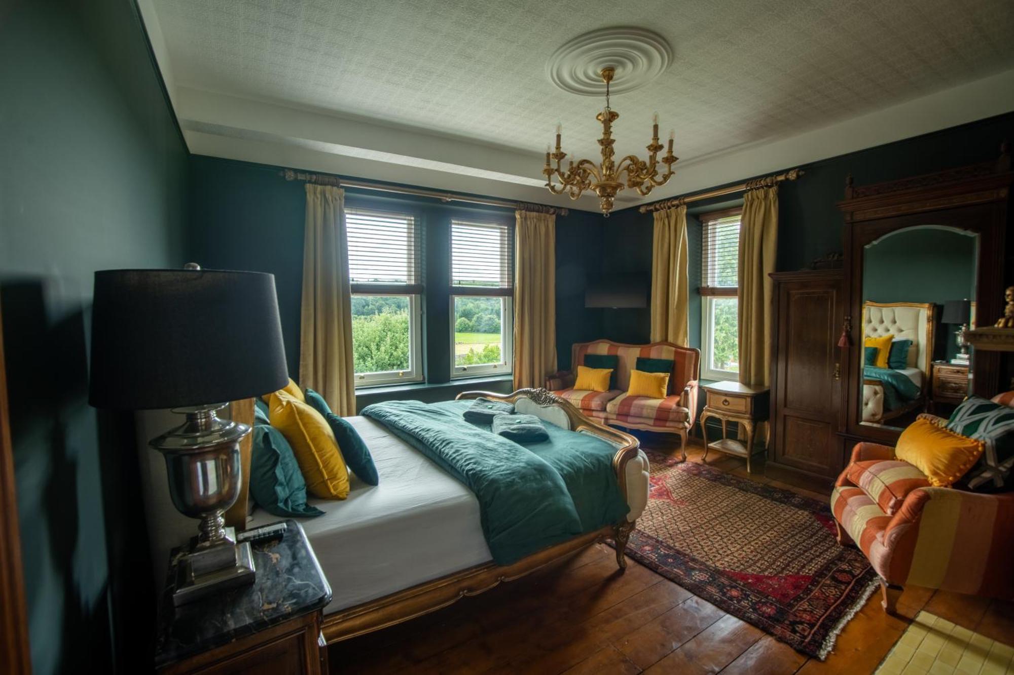 Appartement House Of Brohedyn à Newcastle Emlyn Extérieur photo